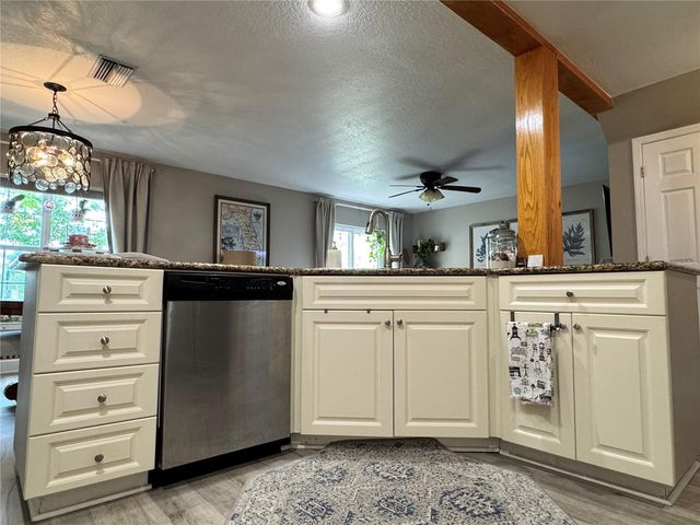 1116 SUNSET POINT ROAD 202, Clearwater, FL 33755