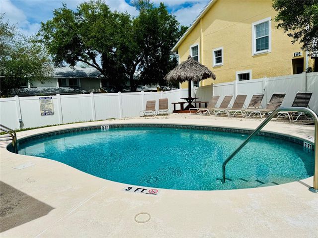 1116 SUNSET POINT ROAD 202, Clearwater, FL 33755