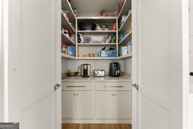 4542 Montclair Circle, Gainesville, GA 30506