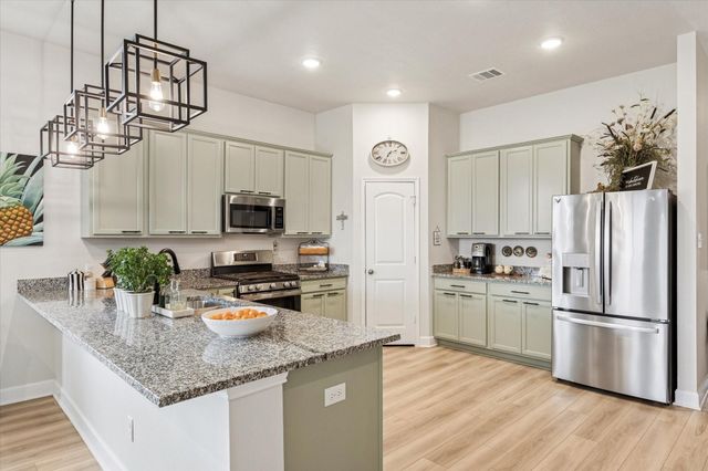 923 Wild Vine Pass, Brenham, TX 77833