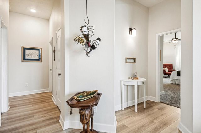 923 Wild Vine Pass, Brenham, TX 77833