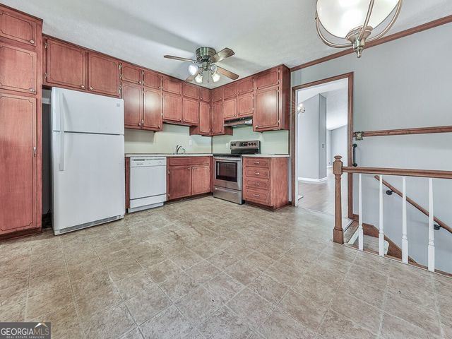 406 Mosby Drive, Acworth, GA 30102