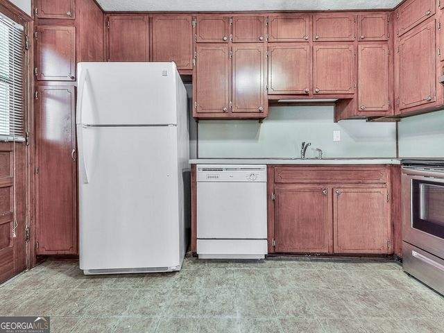 406 Mosby Drive, Acworth, GA 30102