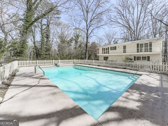 406 Mosby Drive, Acworth, GA 30102