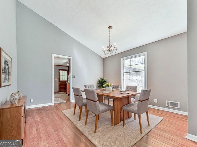 406 Mosby Drive, Acworth, GA 30102