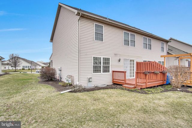 494 QUIGGLEY CIR, Harrisburg, PA 17112