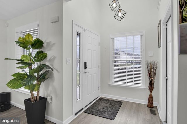 494 QUIGGLEY CIR, Harrisburg, PA 17112