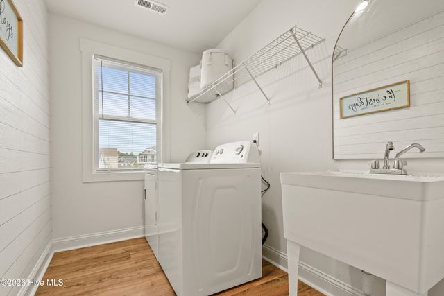 506 Saltworks Lane, Sneads Ferry, NC 28460