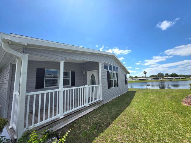 8027 9th Hole Drive, Port St. Lucie, Port St Lucie, FL 34952