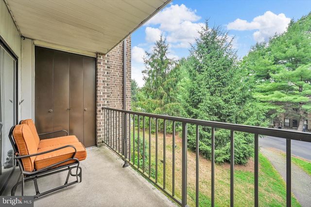 2-B FAIRWAY RD, Reading, PA 19607