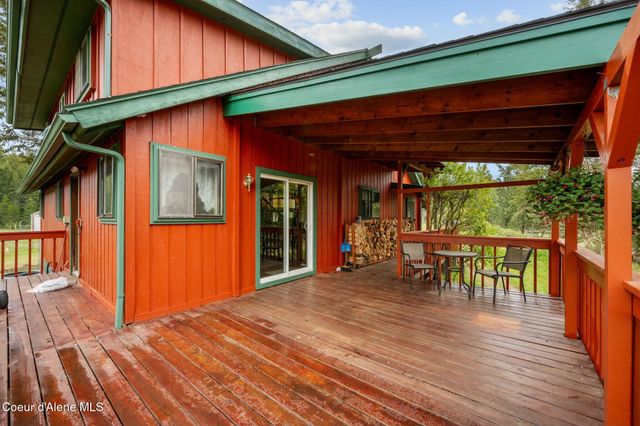 457619 S US-95, Careywood, ID 83809