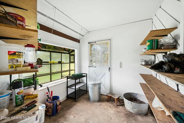 457619 S US-95, Careywood, ID 83809