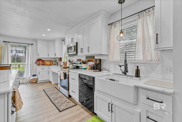 2106 Wildwood Drive, Brewton, AL 36426