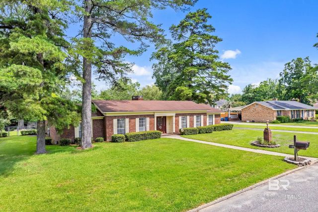 2106 Wildwood Drive, Brewton, AL 36426