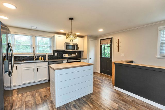 29 Goyette Drive, Peterborough, NH 03458