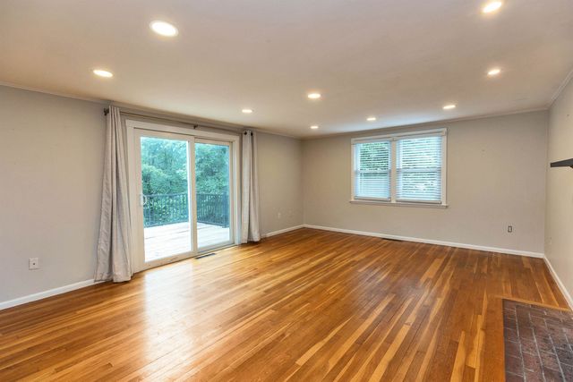 29 Goyette Drive, Peterborough, NH 03458