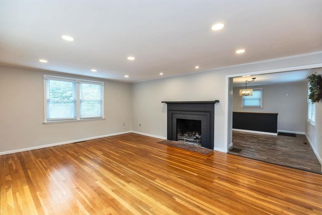 29 Goyette Drive, Peterborough, NH 03458