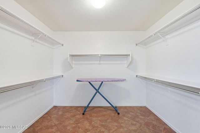 39316 S Sand Crest Drive, Tucson, AZ 85739