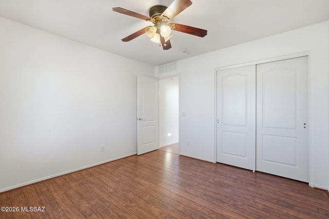 39316 S Sand Crest Drive, Tucson, AZ 85739