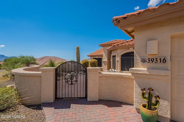 39316 S Sand Crest Drive, Tucson, AZ 85739