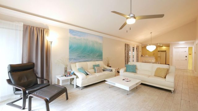 5616 Hammock Lane 114, Lauderhill, FL 33319