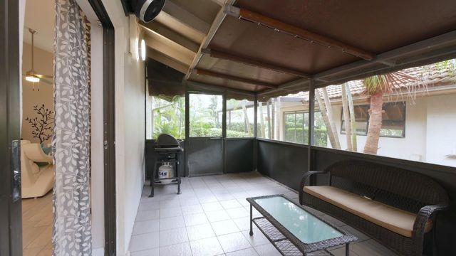 5616 Hammock Lane 114, Lauderhill, FL 33319