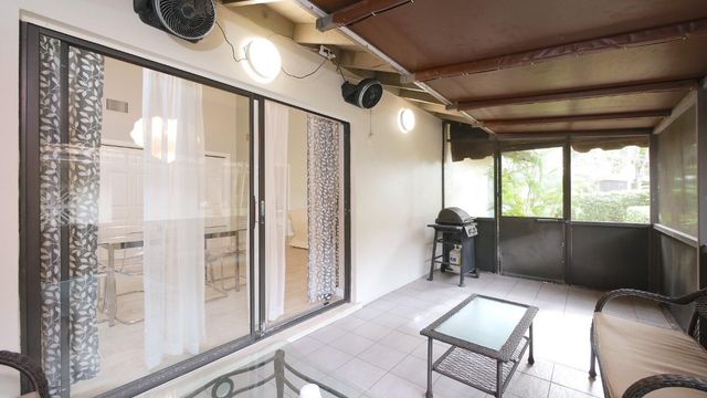 5616 Hammock Lane 114, Lauderhill, FL 33319