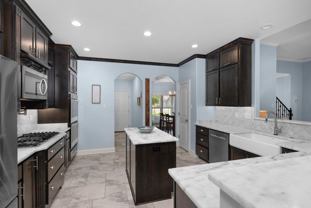 178 E CHERRYBARK DR, Atoka, TN 38004