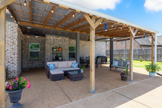 178 E CHERRYBARK DR, Atoka, TN 38004