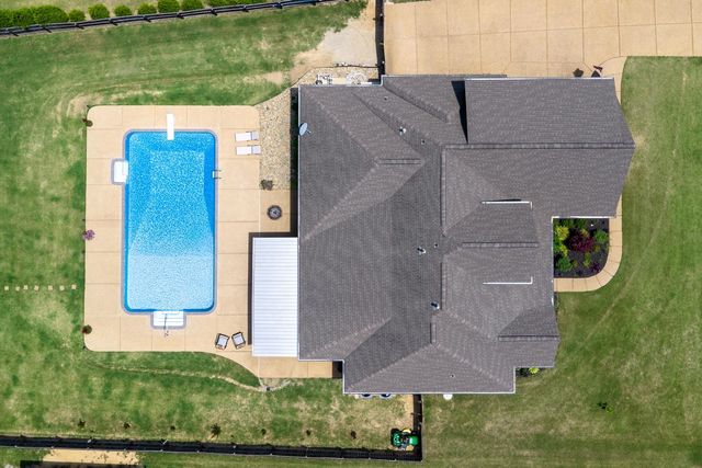 178 E CHERRYBARK DR, Atoka, TN 38004