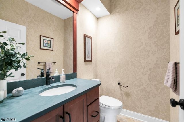 92 Shannon Hill Rd, Bernards Twp., NJ 07920