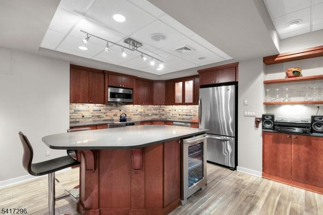 92 Shannon Hill Rd, Bernards Twp., NJ 07920