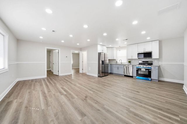 6640 W 24th Avenue, Gary, IN 46406