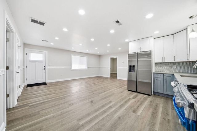 6640 W 24th Avenue, Gary, IN 46406