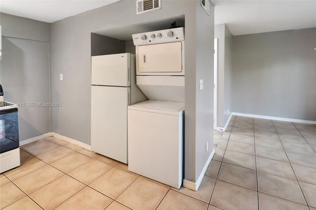 6352 Boulevard Of Champions 1, North Lauderdale, FL 33068