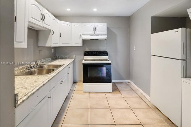 6352 Boulevard Of Champions 1, North Lauderdale, FL 33068