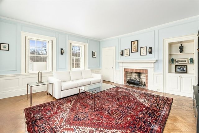 8 Washington Street, Sherborn, MA 01770