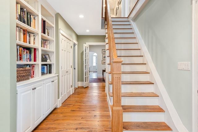 8 Washington Street, Sherborn, MA 01770