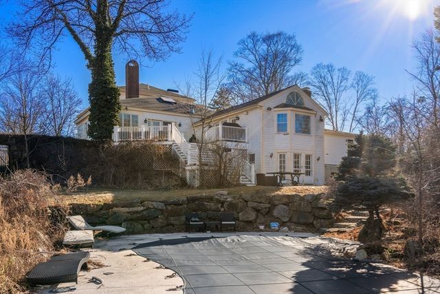 8 Washington Street, Sherborn, MA 01770