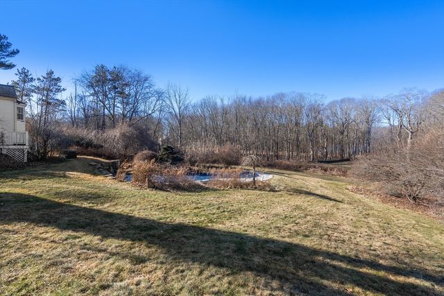 8 Washington Street, Sherborn, MA 01770