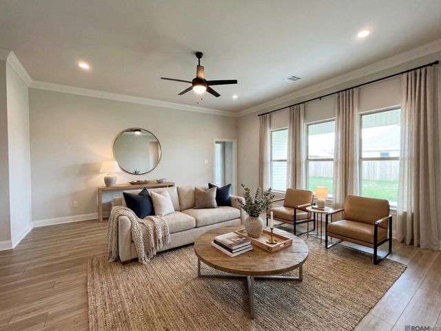 1532 Cavalry Ave, Zachary, LA 70791