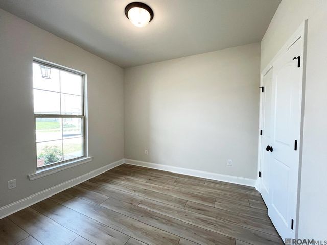 1532 Cavalry Ave, Zachary, LA 70791