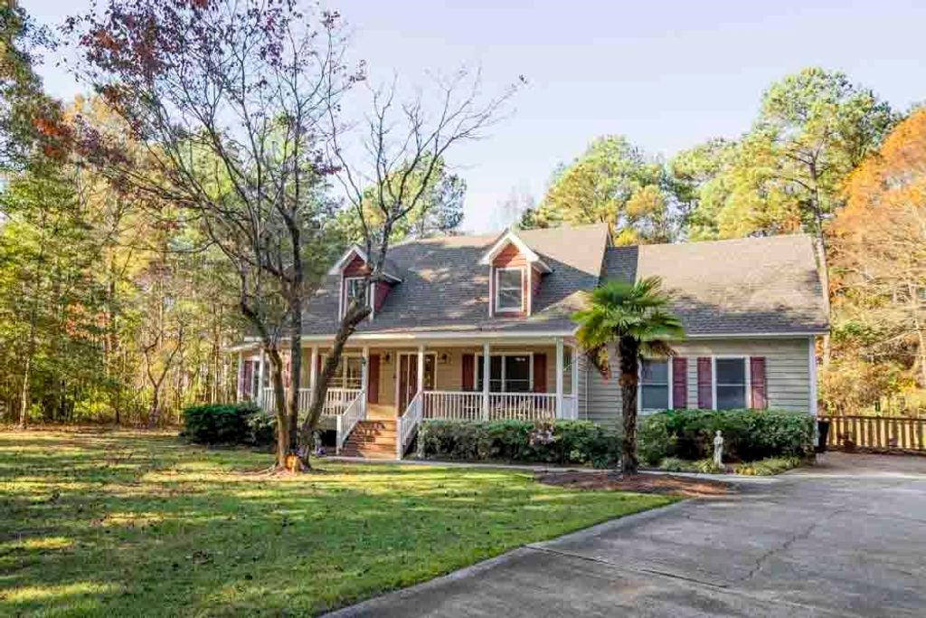 Image 1 of property listing at 111 France Court Lot 32, Manteo, NC 27954