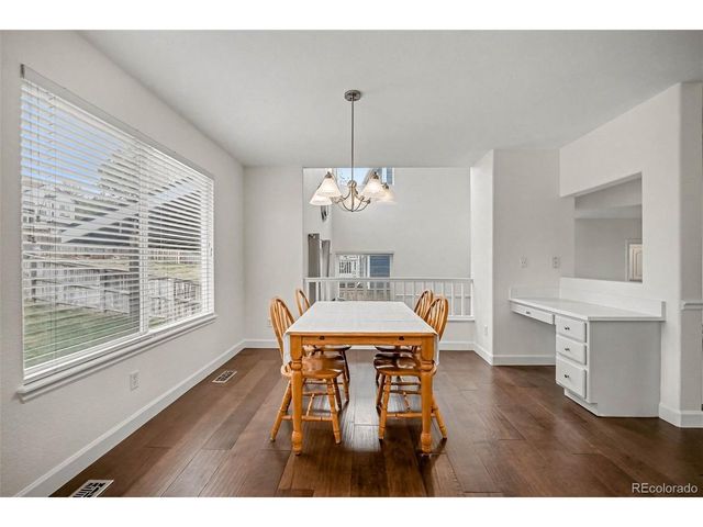 9308 Wolfe Dr, Highlands Ranch, CO 80129