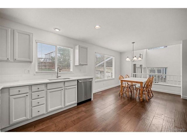 9308 Wolfe Dr, Highlands Ranch, CO 80129