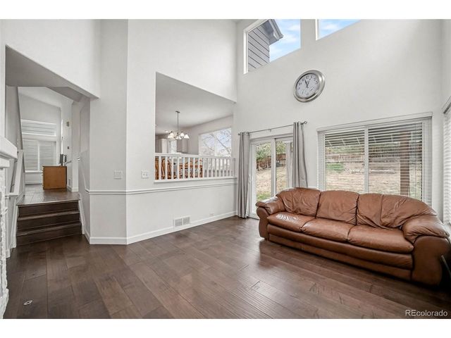 9308 Wolfe Dr, Highlands Ranch, CO 80129