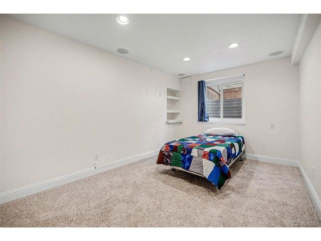 9308 Wolfe Dr, Highlands Ranch, CO 80129