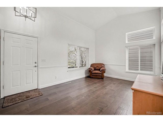 9308 Wolfe Dr, Highlands Ranch, CO 80129