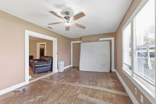 317 Billingslea Drive, Mansfield, TX 76063