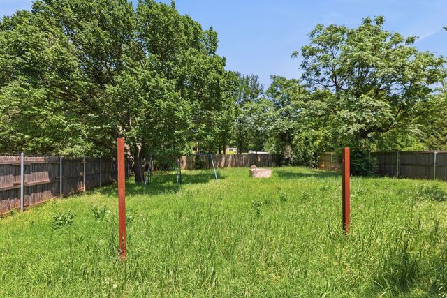 317 Billingslea Drive, Mansfield, TX 76063